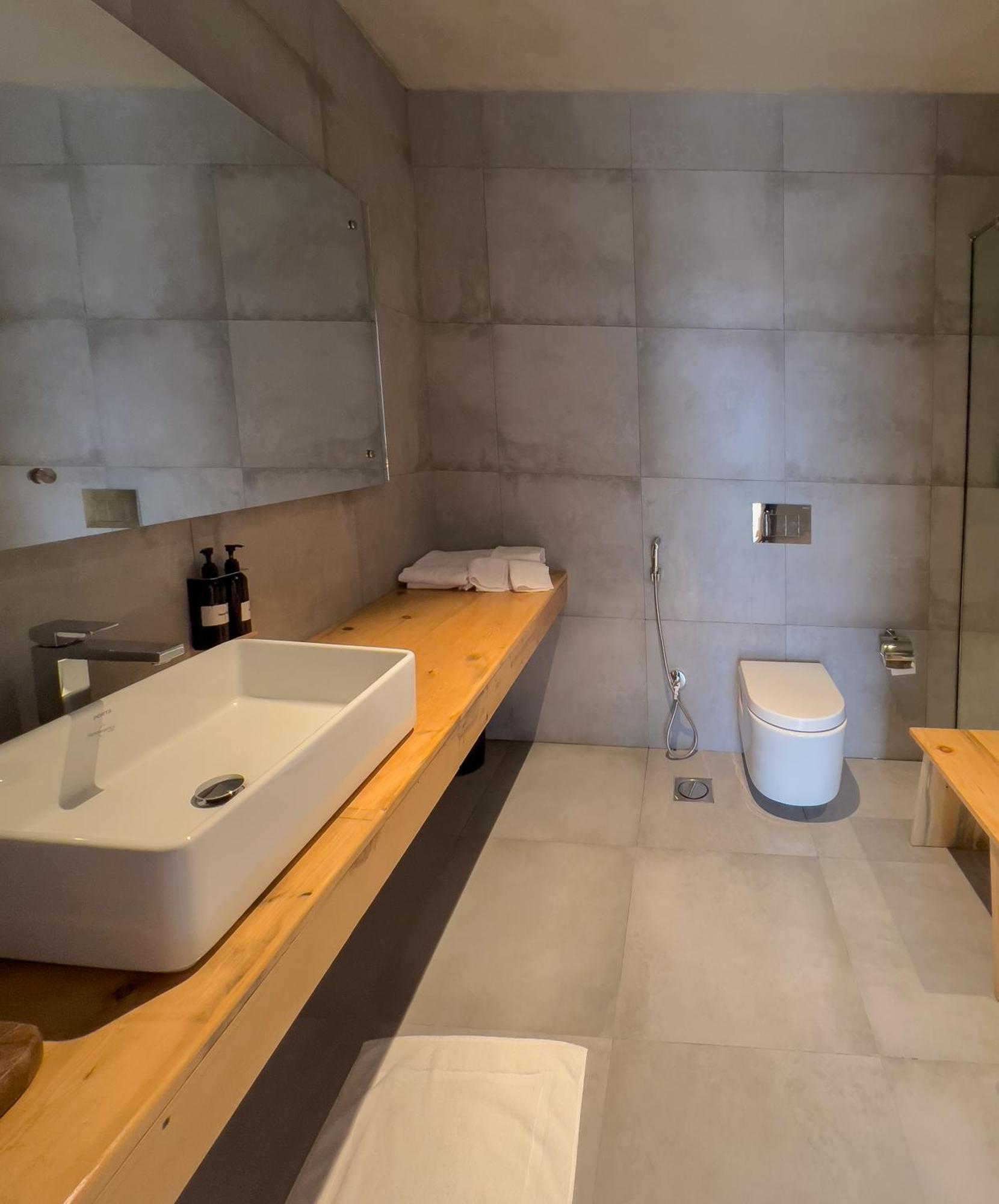 The Rihla Hunza - Managed By Luxus Hotel Karimabad  Bagian luar foto