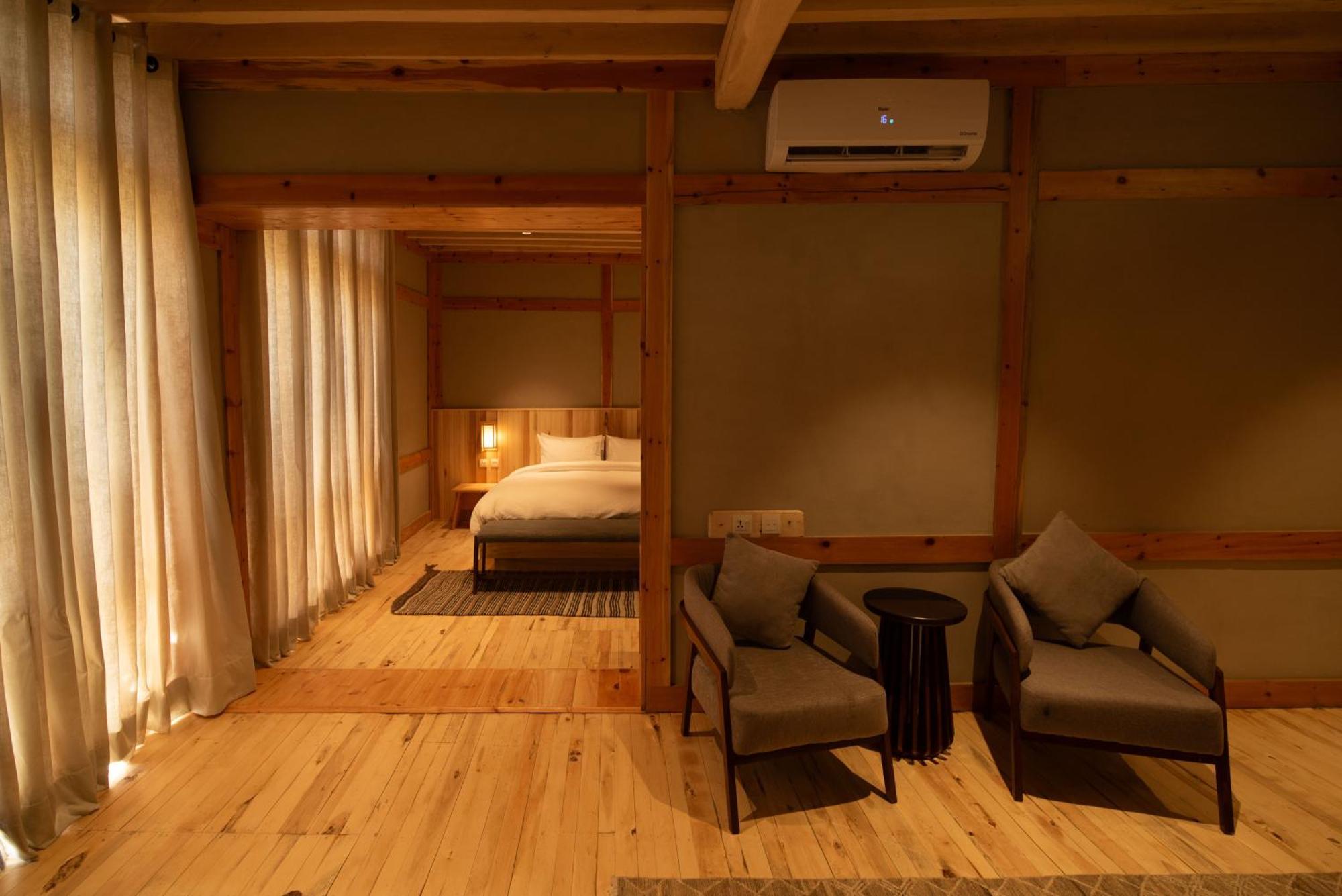 The Rihla Hunza - Managed By Luxus Hotel Karimabad  Bagian luar foto